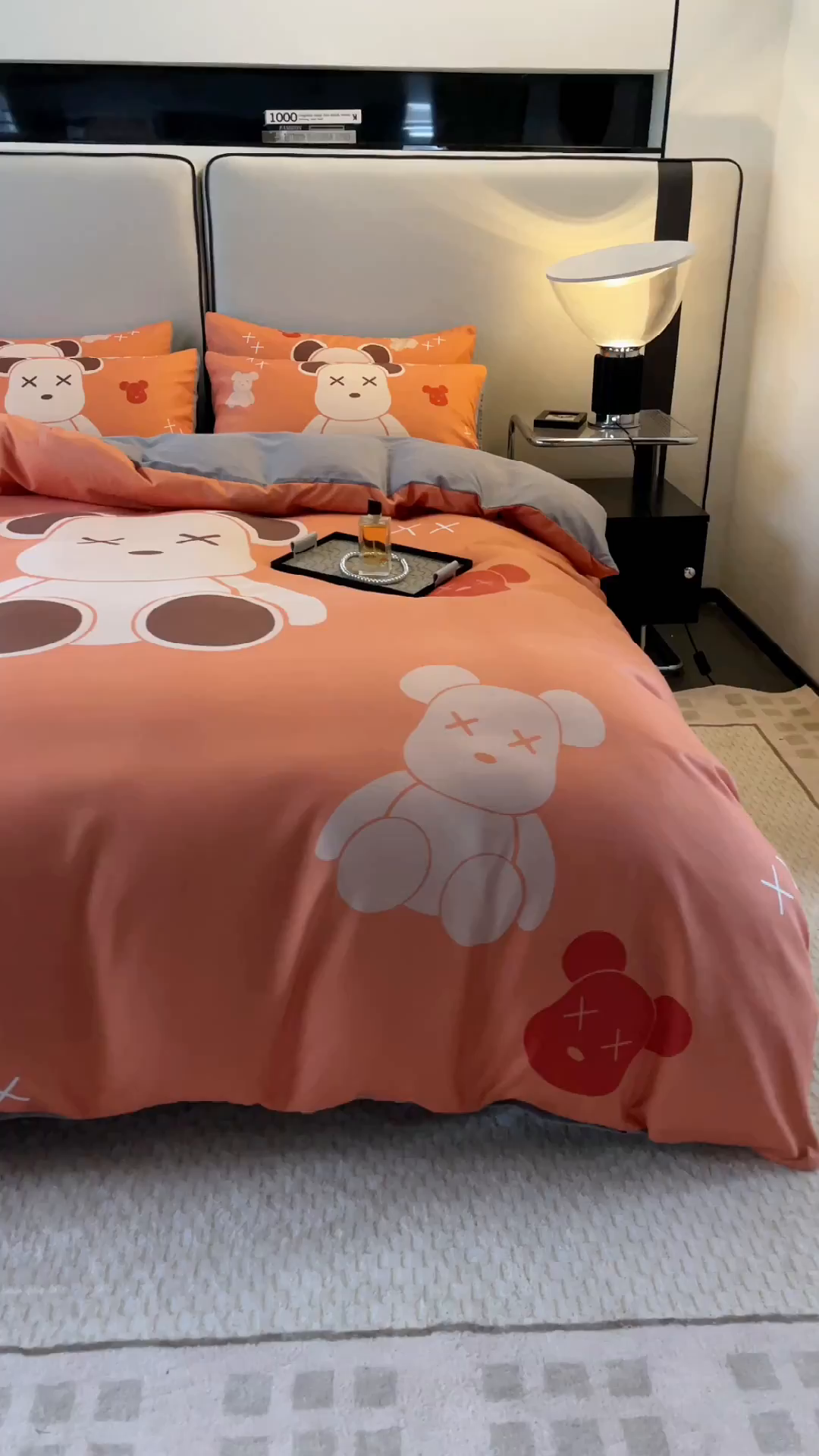 91家纺网 家纺一手货源 找家纺 色鬼布艺高端家居主号 2025新款直播热款网红款四季棉四件套 熊仔桔