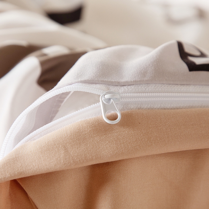 91家纺网 家纺一手货源 找家纺 色鬼布艺高端家居主号 2025新款直播热款网红款四季棉四件套 熊仔咖