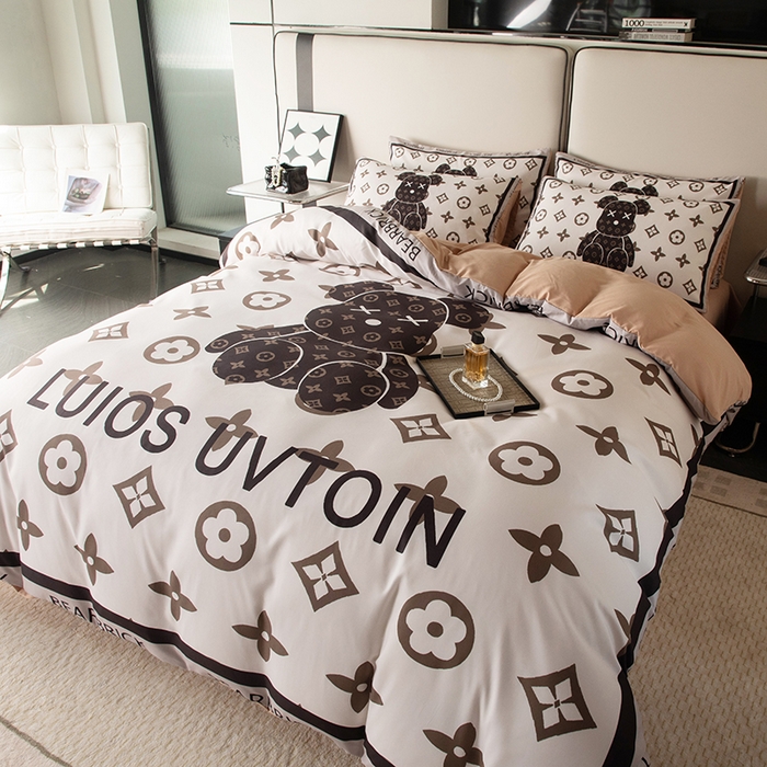 91家纺网 家纺一手货源 找家纺 色鬼布艺高端家居主号 2025新款直播热款网红款四季棉四件套 熊仔咖