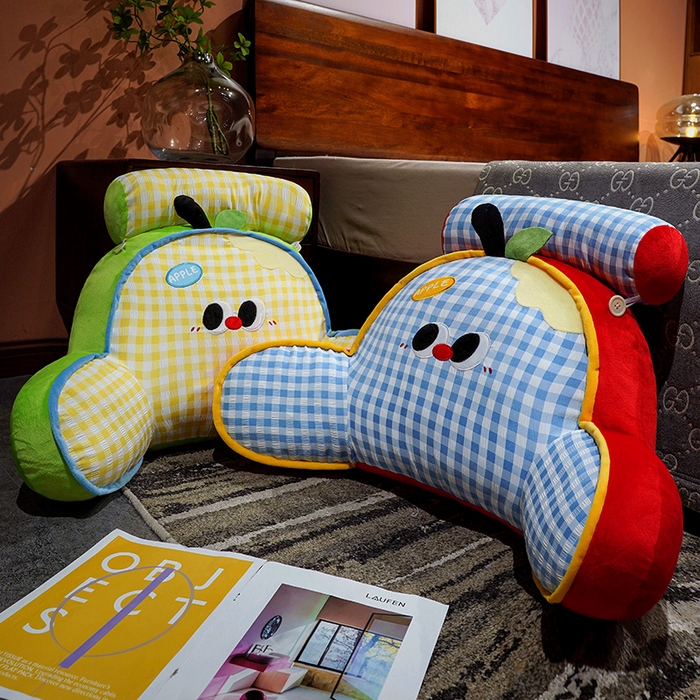 91家纺网 家纺一手货源 找家纺 （总）仟亿莱 2025新款大眼苹果格子拥抱式腰靠