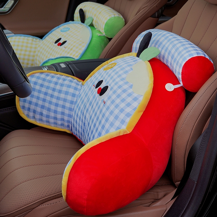 91家纺网 家纺一手货源 找家纺 仟亿莱 2025新款大眼苹果格子拥抱式腰靠 拥抱蓝格红苹果