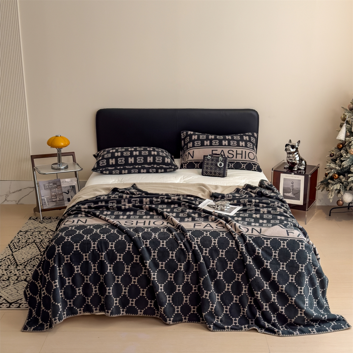 91家纺网 家纺一手货源 找家纺 慕木家纺 2025新款高克重印花仿羊绒双层毛毯毛毯毯子（可供跨境提供买家秀） H韵朝-黑