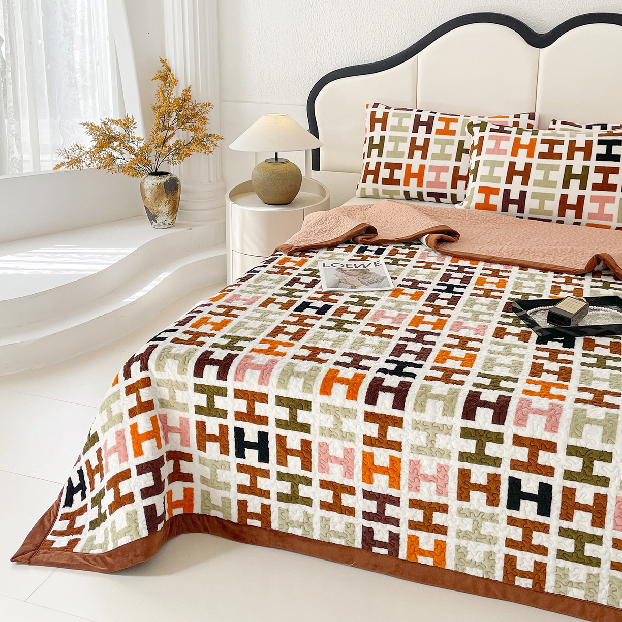 91家纺网 家纺一手货源 找家纺 大渔生活 2025新款牛奶绒印花床盖款四件套 爱马仕