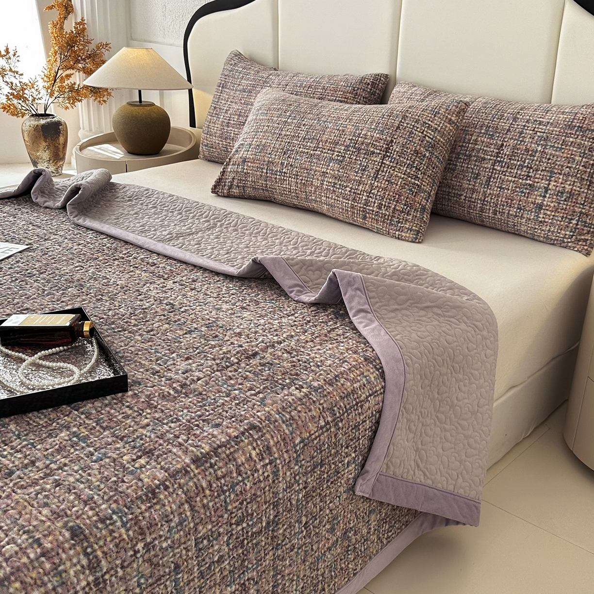 91家纺网 家纺一手货源 找家纺 大渔生活 2025新款牛奶绒印花床盖款四件套 小相思