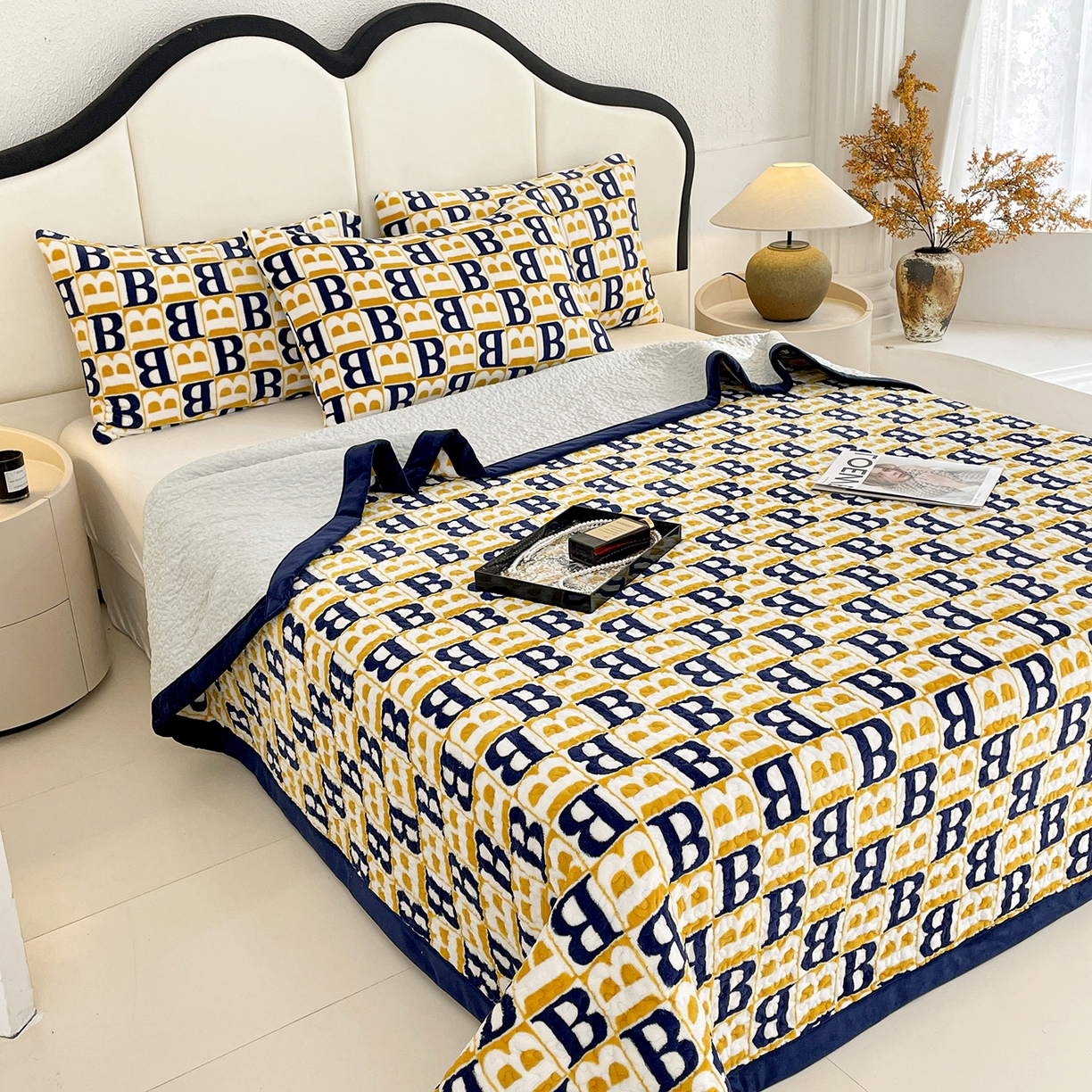 91家纺网 家纺一手货源 找家纺 大渔生活 2025新款牛奶绒印花床盖款四件套 剑桥