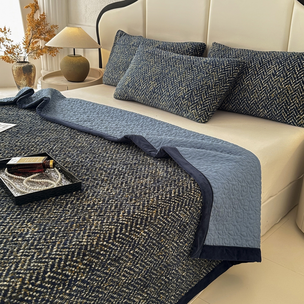 91家纺网 家纺一手货源 找家纺 （总）大渔生活 2025新款牛奶绒印花床盖款四件套