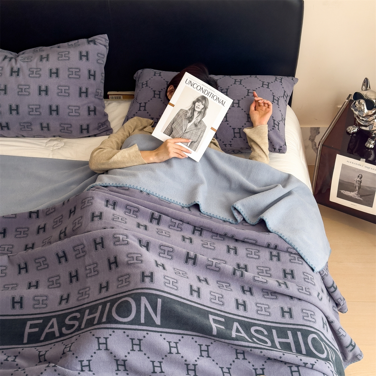 91家纺网 家纺一手货源 找家纺 慕木家纺 2025新款高克重印花仿羊绒双层毛毯毛毯毯子（可供跨境提供买家秀） H韵朝-灰