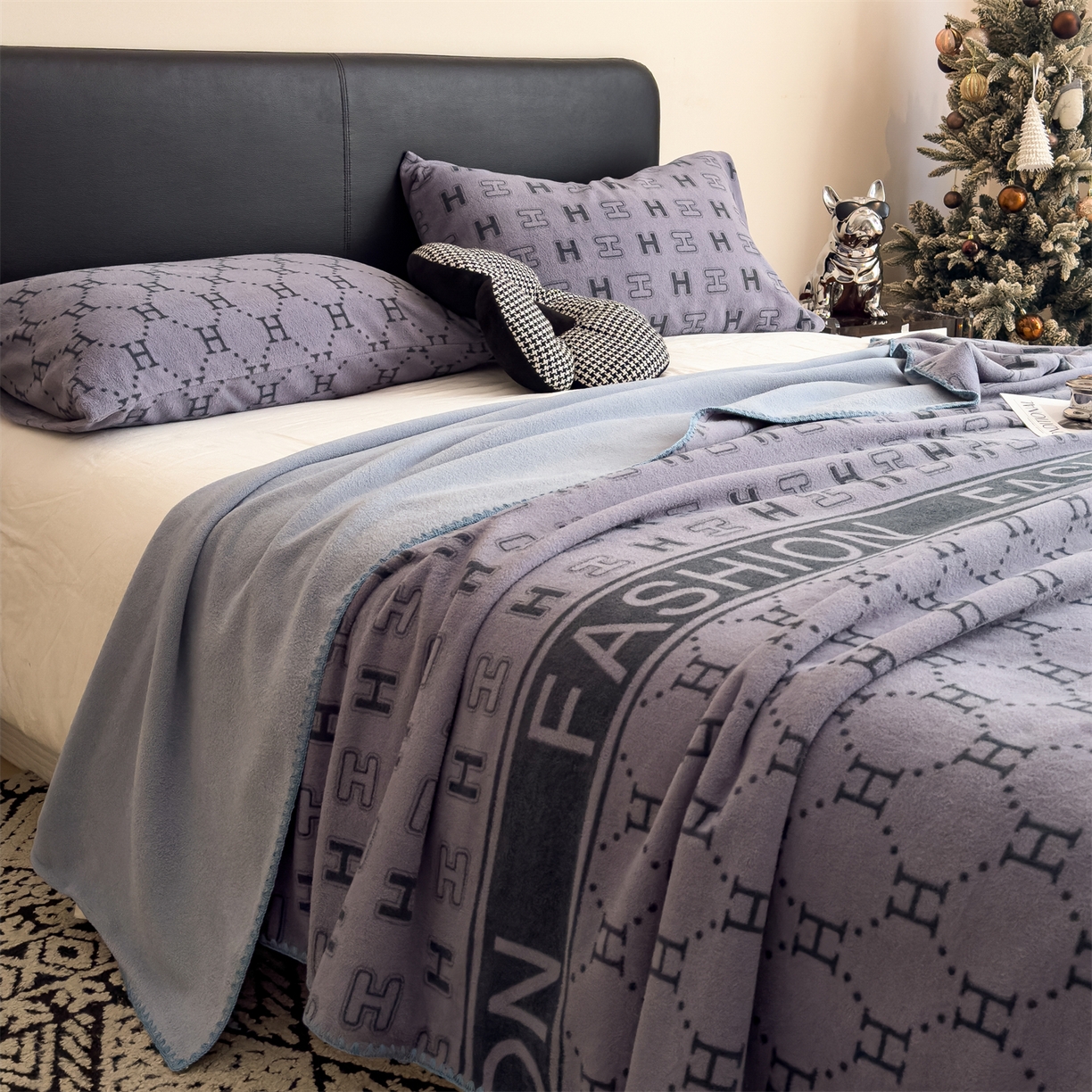 91家纺网 家纺一手货源 找家纺 慕木家纺 2025新款高克重印花仿羊绒双层毛毯毛毯毯子（可供跨境提供买家秀） H韵朝-灰