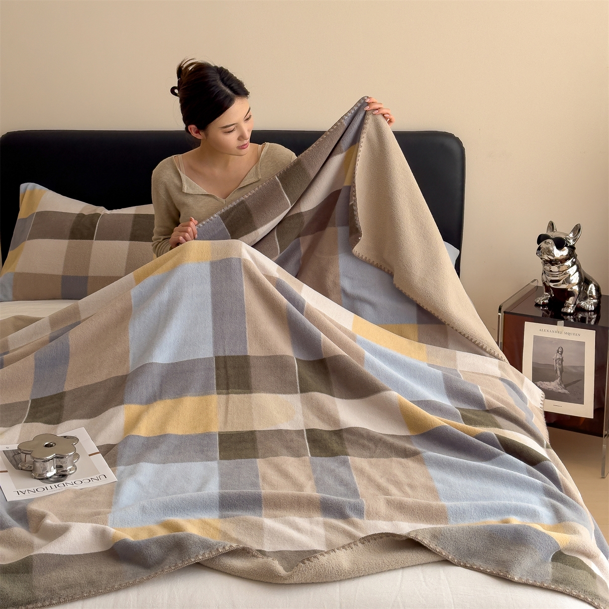 91家纺网 家纺一手货源 找家纺 慕木家纺 2025新款高克重印花仿羊绒双层毛毯毛毯毯子（可供跨境提供买家秀） 冰蓝格序-黄