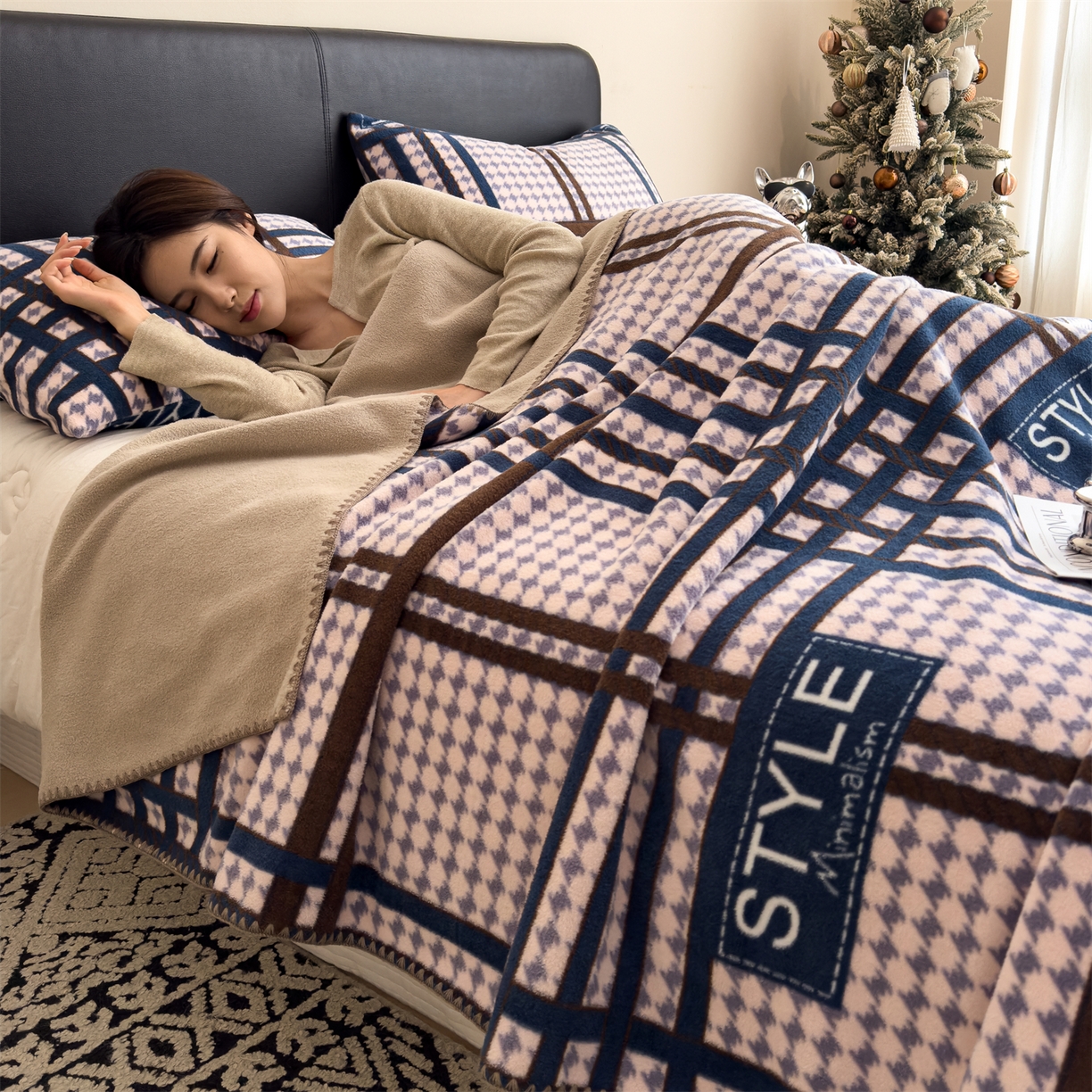 91家纺网 家纺一手货源 找家纺 慕木家纺 2025新款高克重印花仿羊绒双层毛毯毛毯毯子（可供跨境提供买家秀） 都市织梦-粉