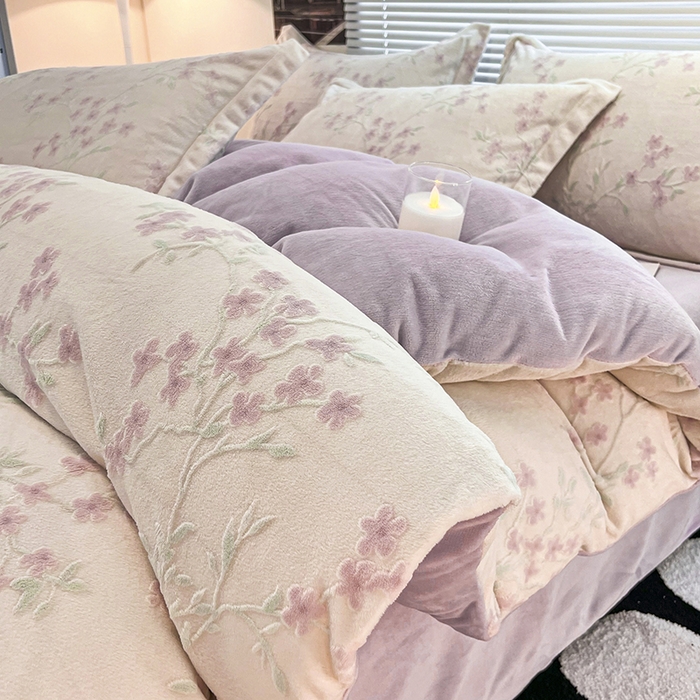 91家纺网 家纺一手货源 找家纺 （总）寐居家纺 2025新款3D烂花牛奶绒四件套