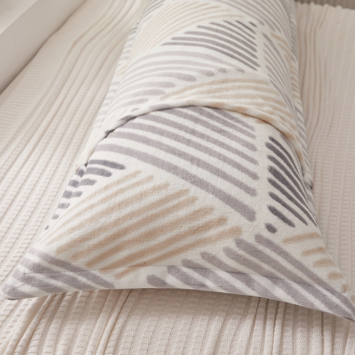 91家纺网 家纺一手货源 找家纺 翎盈家纺 2025新款冬季小清新牛奶绒双人枕套 柏拉图灰