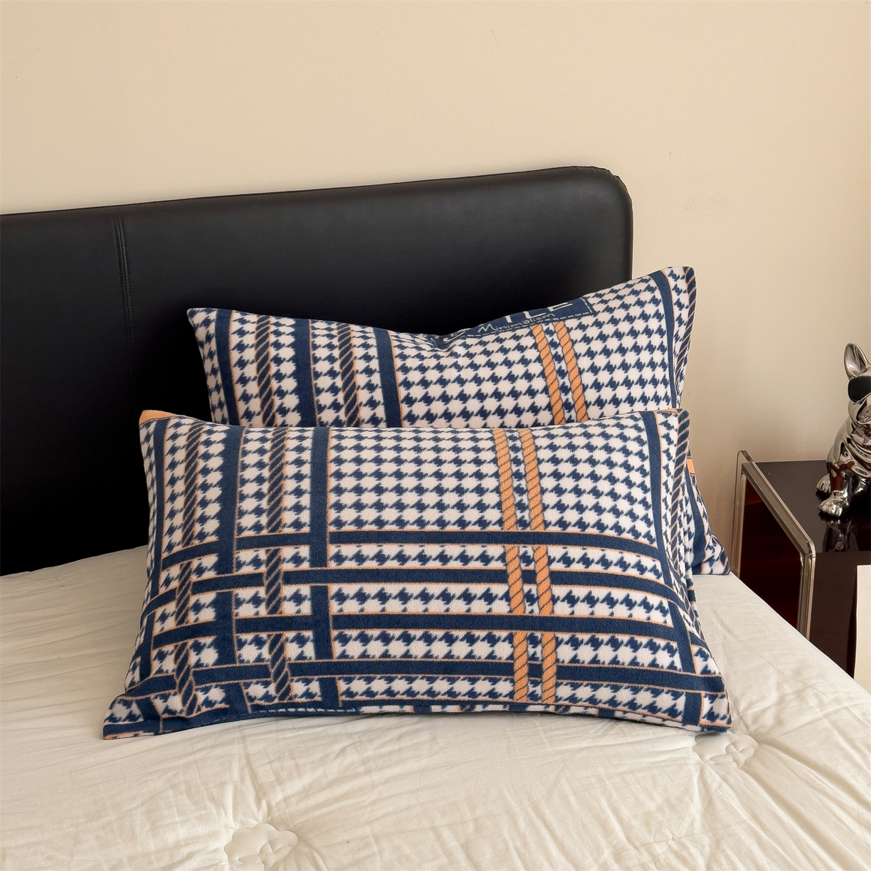 91家纺网 家纺一手货源 找家纺 慕木家纺 2025新款高克重印花仿羊绒双层毛毯毛毯毯子（可供跨境提供买家秀） 都市织梦-蓝