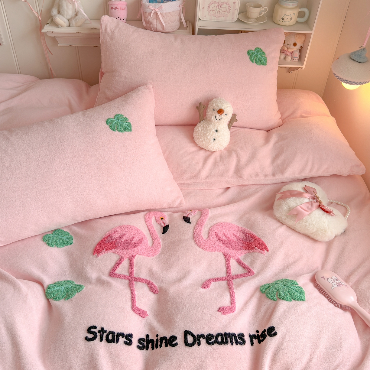 91家纺网 家纺一手货源 找家纺 （总）优卡迪家纺馆 2025新款牛奶绒毛巾绣四件套 下载文件包含买家秀