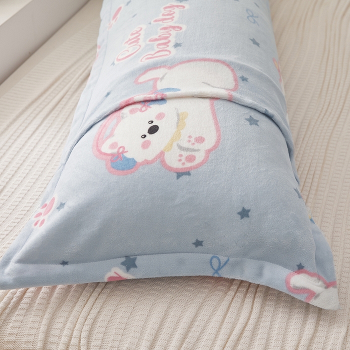 91家纺网 家纺一手货源 找家纺 翎盈家纺 2025新款冬季小清新牛奶绒双人枕套 比尔狗蓝