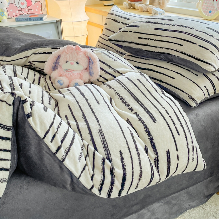 91家纺网 家纺一手货源 找家纺 弗苓家纺 2025新款加厚保暖双面牛奶绒四件套 摩登