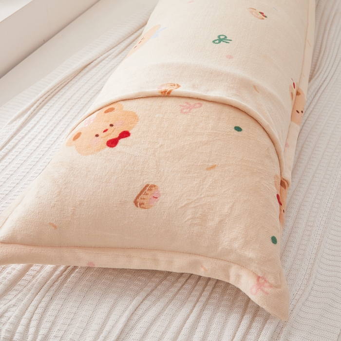 91家纺网 家纺一手货源 找家纺 翎盈家纺 2025新款冬季小清新牛奶绒双人枕套 黄油小熊