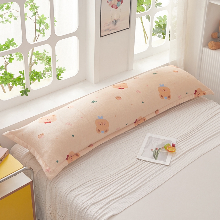 91家纺网 家纺一手货源 找家纺 翎盈家纺 2025新款冬季小清新牛奶绒双人枕套 黄油小熊