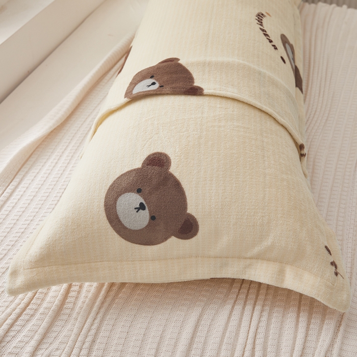 91家纺网 家纺一手货源 找家纺 翎盈家纺 2025新款冬季小清新牛奶绒双人枕套 开心小熊