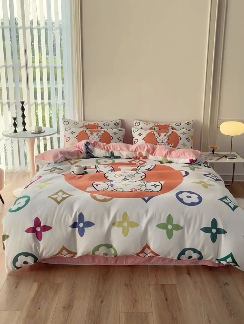 91家纺网 家纺一手货源 找家纺 色鬼布艺高端家居主号 2025秋冬新款网红款水洗棉四季款四件套 彩虹兔