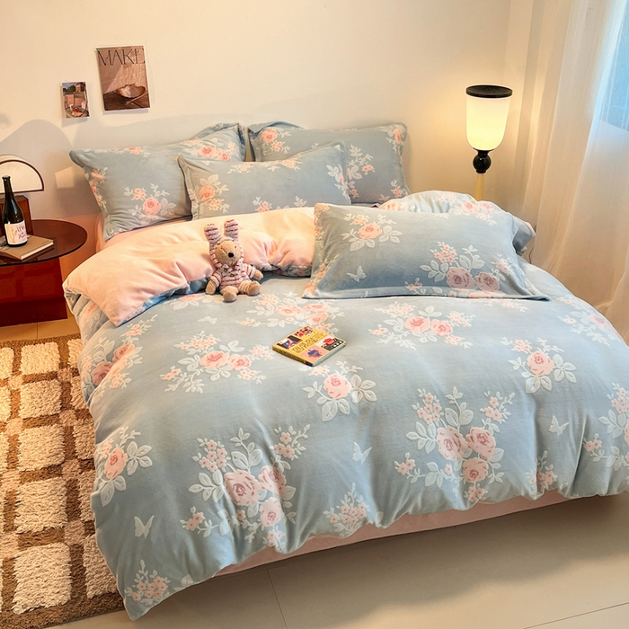 91家纺网 家纺一手货源 找家纺 寐居家纺 2025新款3D烂花牛奶绒四件套 浪漫花语