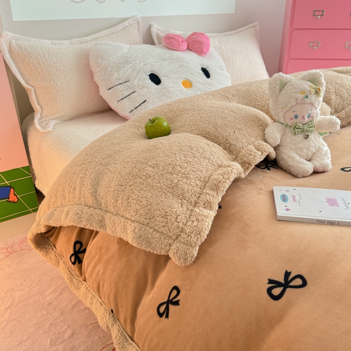 91家纺网 家纺一手货源 找家纺 艾特你 2025新款多功能羊羔绒牛奶绒单毛毯单被套 羊-卡布基诺