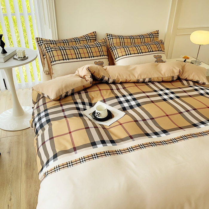 91家纺网 家纺一手货源 找家纺 色鬼布艺高端家居主号 2025秋冬新款网红款水洗棉四季款四件套 格子熊