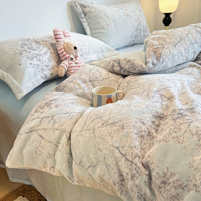 91家纺网 家纺一手货源 找家纺 寐居家纺 2025新款3D烂花牛奶绒四件套 浅梦絮语