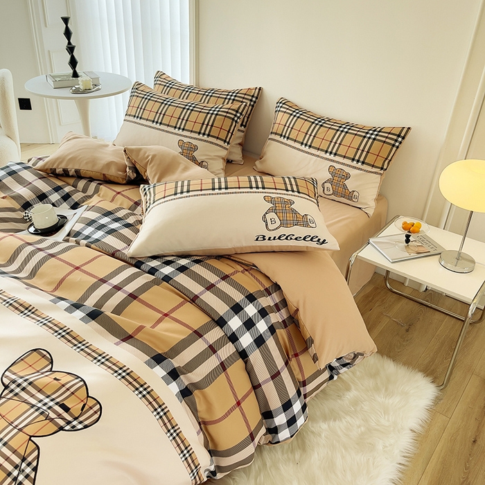 91家纺网 家纺一手货源 找家纺 色鬼布艺高端家居主号 2025秋冬新款网红款水洗棉四季款四件套 格子熊