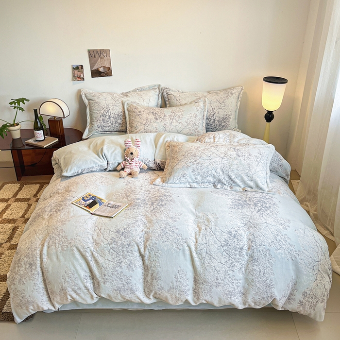 91家纺网 家纺一手货源 找家纺 寐居家纺 2025新款3D烂花牛奶绒四件套 浅梦絮语