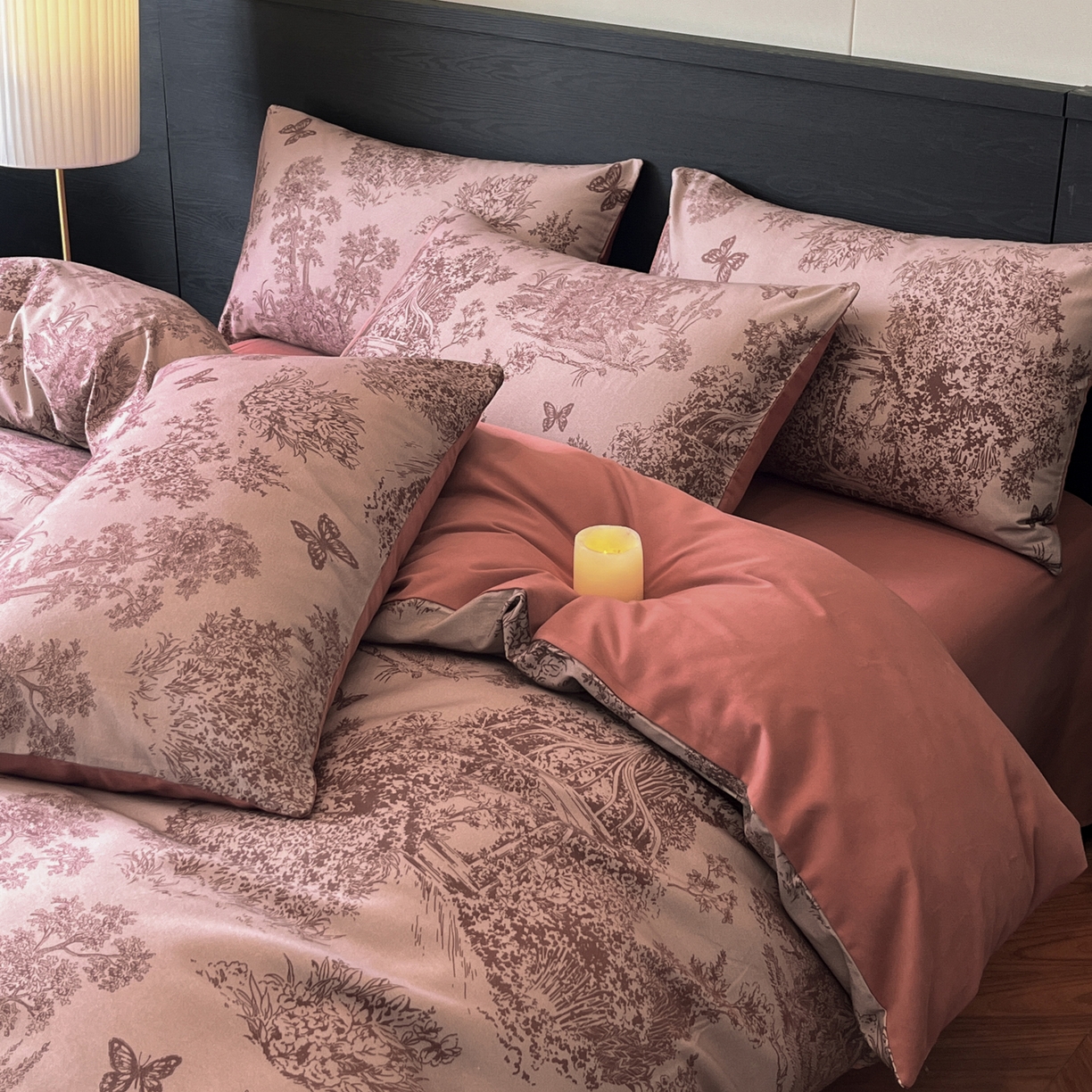 91家纺网 家纺一手货源 找家纺 卧趣家纺 2025秋冬新品法式复古全棉A类磨毛四件套 春烟-红