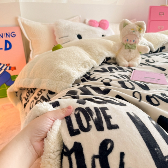 91家纺网 家纺一手货源 找家纺 艾特你 2025新款多功能羊羔绒牛奶绒单毛毯单被套 羊-情话