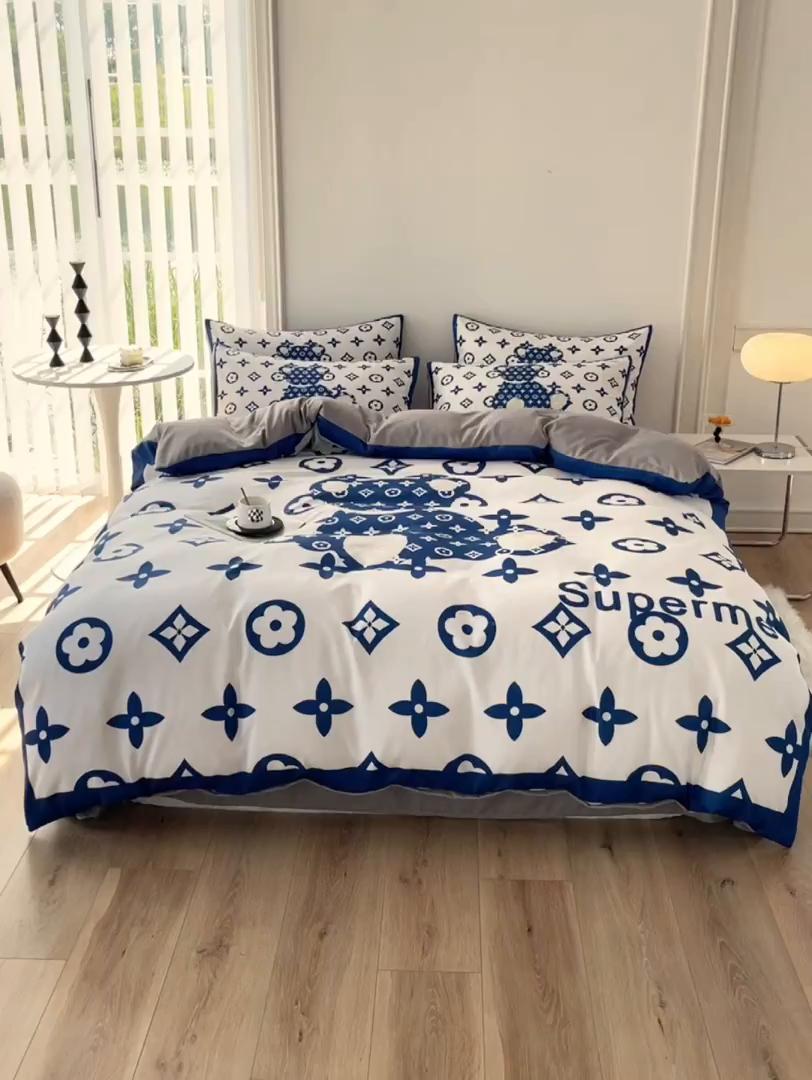 91家纺网 家纺一手货源 找家纺 色鬼布艺高端家居主号 2025秋冬新款网红款水洗棉四季款四件套 公仔蓝