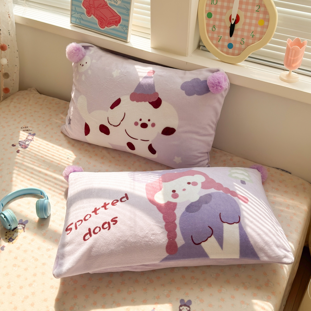 91家纺网 家纺一手货源 找家纺 寐居家纺 2025新款毛球毛巾绣牛奶绒四件套 毛球球·豆蔻女孩