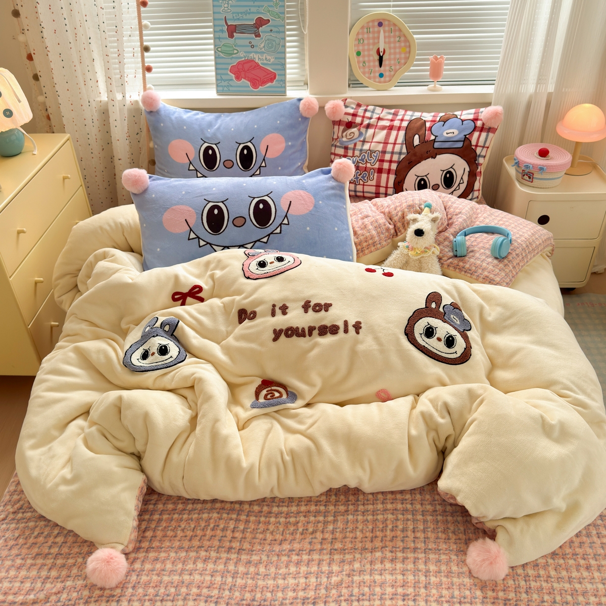 寐居家纺 2025新款毛球毛巾绣牛奶绒四件套 毛球球·奶黄拉布