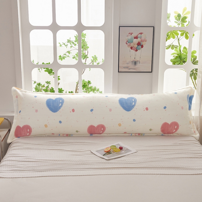 91家纺网 家纺一手货源 找家纺 翎盈家纺 2025新款冬季小清新牛奶绒双人枕套 炫彩爱心