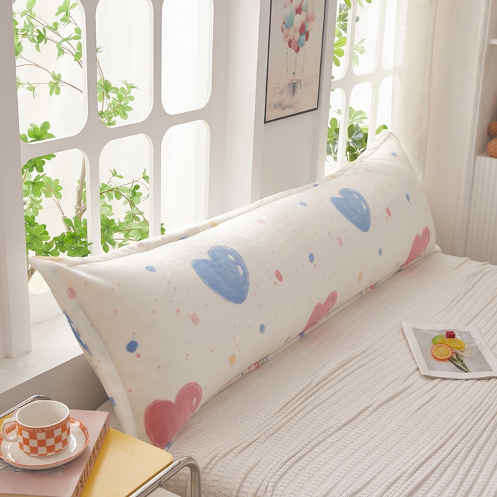 91家纺网 家纺一手货源 找家纺 翎盈家纺 2025新款冬季小清新牛奶绒双人枕套 炫彩爱心