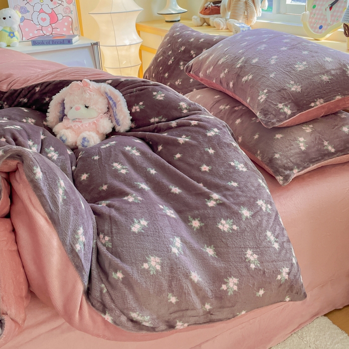 91家纺网 家纺一手货源 找家纺 典曼家纺 2025新款加厚保暖双面牛奶绒四件套 香草紫花