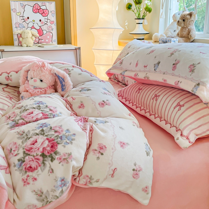 91家纺网 家纺一手货源 找家纺 典曼家纺 2025新款加厚保暖双面牛奶绒四件套 欧风花影