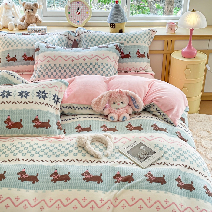 91家纺网 家纺一手货源 找家纺 典曼家纺 2025新款加厚保暖双面牛奶绒四件套 顽皮狗