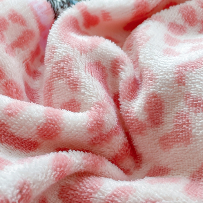 91家纺网 家纺一手货源 找家纺 典曼家纺 2025新款加厚保暖双面牛奶绒四件套 豹纹KT-粉