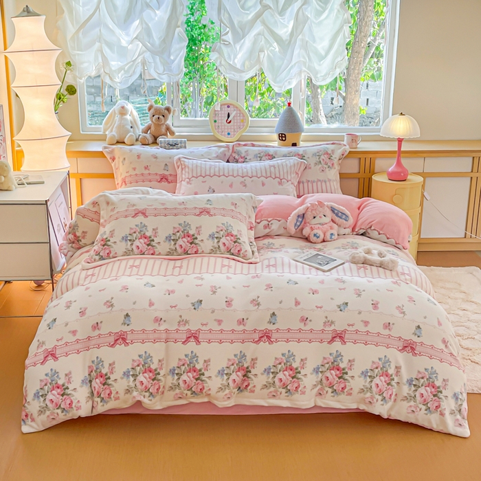 91家纺网 家纺一手货源 找家纺 典曼家纺 2025新款加厚保暖双面牛奶绒四件套 欧风花影