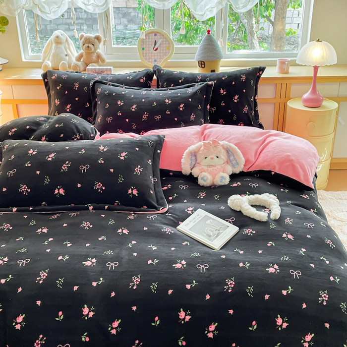 91家纺网 家纺一手货源 找家纺 典曼家纺 2025新款加厚保暖双面牛奶绒四件套 乌梅子酱