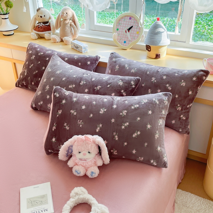 91家纺网 家纺一手货源 找家纺 典曼家纺 2025新款加厚保暖双面牛奶绒四件套 香草紫花