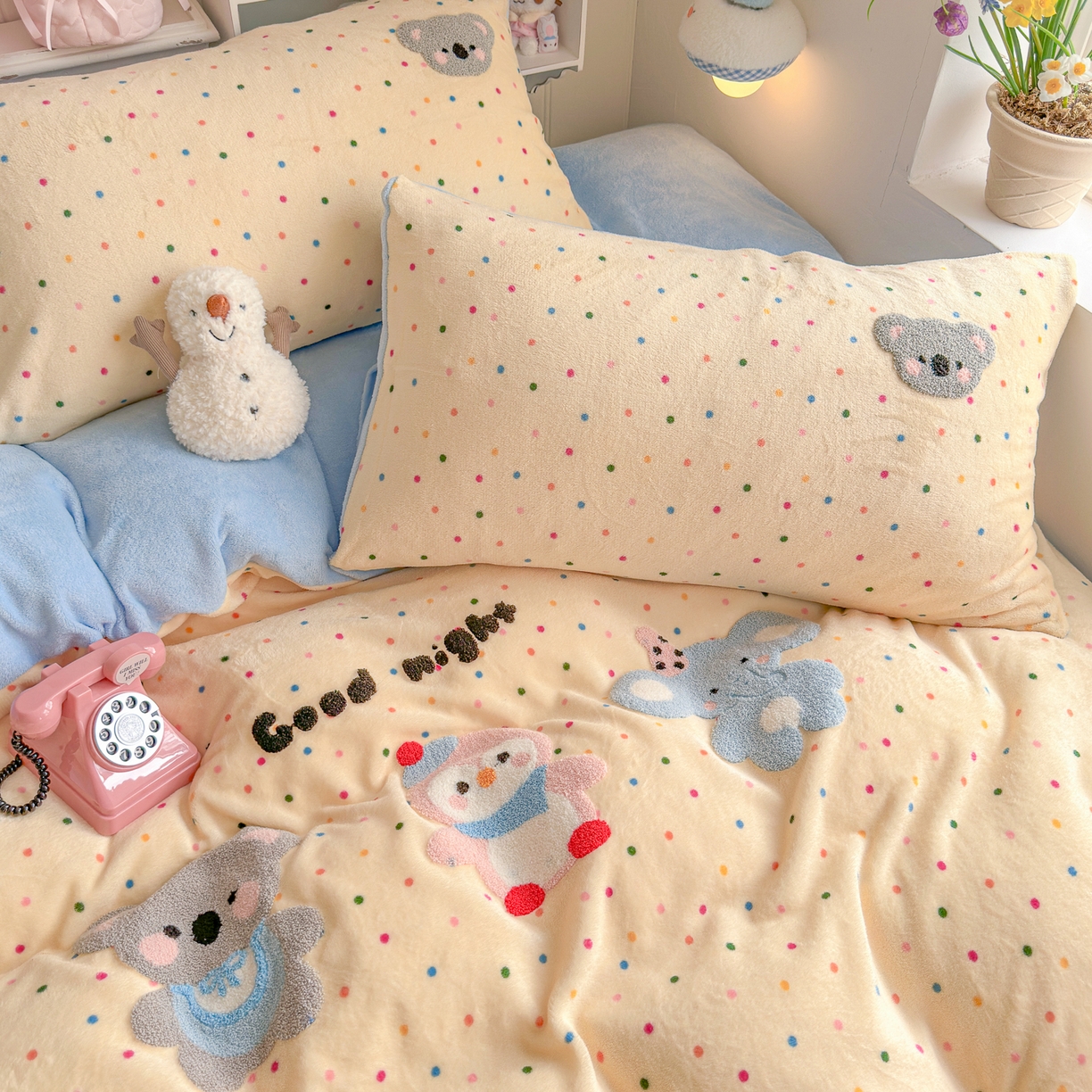 91家纺网 家纺一手货源 找家纺 优卡迪家纺馆 2025新款牛奶绒毛巾绣四件套 下载文件包含买家秀 波点萌宠-奶黄