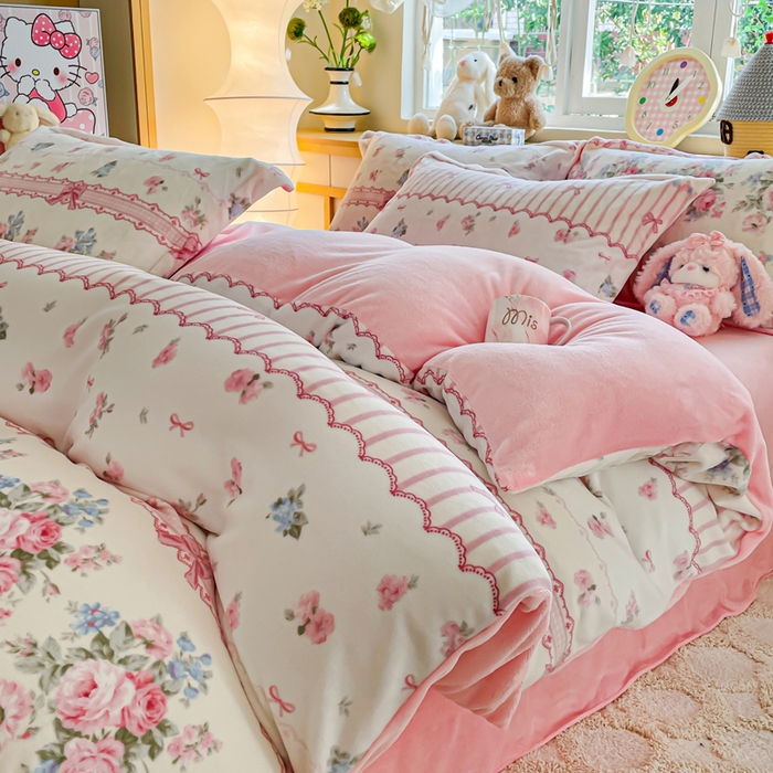 典曼家纺 2025新款加厚保暖双面牛奶绒四件套 欧风花影