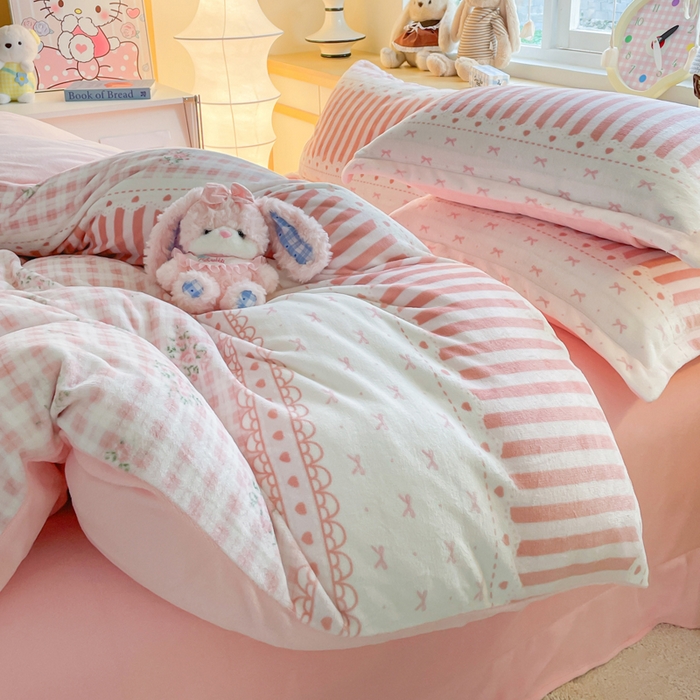 91家纺网 家纺一手货源 找家纺 典曼家纺 2025新款加厚保暖双面牛奶绒四件套 少女心