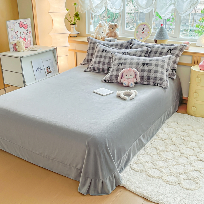 91家纺网 家纺一手货源 找家纺 典曼家纺 2025新款加厚保暖双面牛奶绒四件套 方糖蝴蝶结