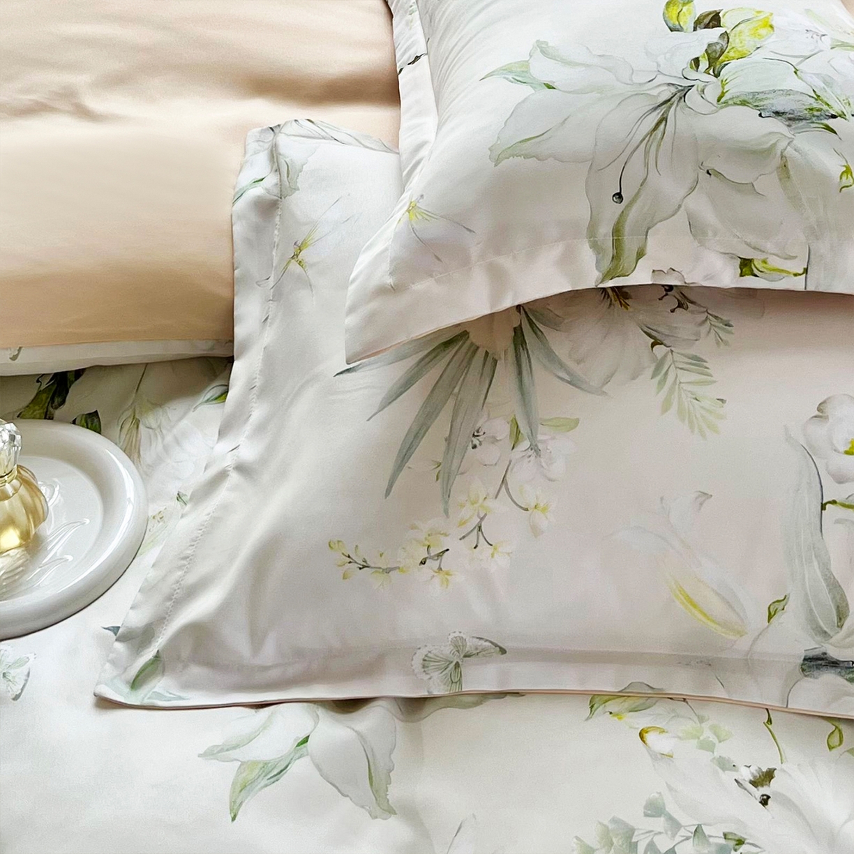 91家纺网 家纺一手货源 找家纺 佳宇轩 2025新款活性数码印花单人三件套双人四件套 婀娜多姿