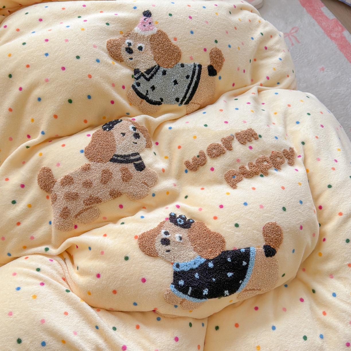 91家纺网 家纺一手货源 找家纺 优卡迪家纺馆 2025新款牛奶绒毛巾绣四件套 下载文件包含买家秀 波点旺旺-奶黄